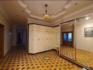 setqa qapi: İşlənmiş, Açılan, 6 qapı Künc dolab, Dəhliz dolabı