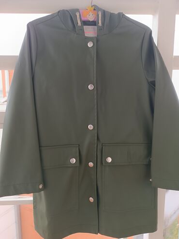 tabla za mice: Zara, Raincoat, 128-134