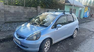 толка алмашам: Honda Fit: 2002 г., 1.5 л, Вариатор, Бензин, Хэтчбэк — 8
