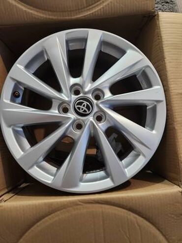 Disklər: Yeni Disk Toyota R 17, 5 Boltlu