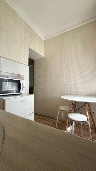 Продажа квартир: 1 комната, 30 м², Хрущевка, 3 этаж, Евроремонт