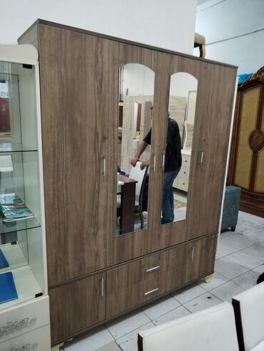 Dolablar: Yeni, Kupe, 4 qapılı Düz dolab, Dolab-asılqan, Almaniya — 7