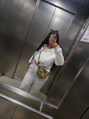 xacmazda iw elanlari: Хостес, Женский, 31 лет, 1-2 года опыта