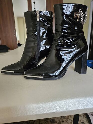 сапоги adidas женские: Сапоги, 39, цвет - Черный, Basconi
