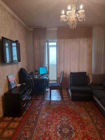 ищу квартиру в районе кызыл аскер: 3 комнаты, 65 м², С мебелью