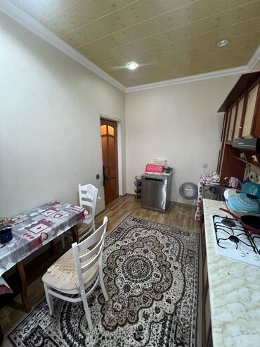 Həyət evləri və villaların satışı: Əmircan qəs. 3 otaqlı, 100 kv. m, Orta təmir — 9