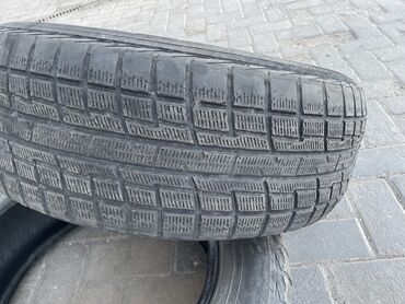 Шины и диски: Шины 215 / 60 / R 17, Зима, Б/у, Комплект, Легковые, Япония, Yokohama