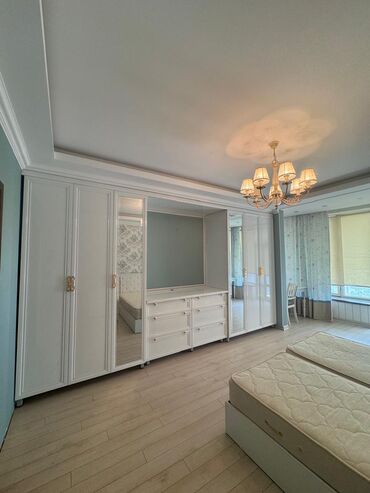 Продажа квартир: 5 и более комнат, 219 м², Элитка, 4 этаж, Евроремонт at lalafo.kg — 7 Продажа квартир: 5 и более комнат, 219 м², Элитка, 4 этаж, Евроремонт — 7