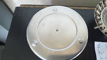 Medicinska oprema: Kutija za igle . Može kao manji doboš za sterilizaciju kao sa slika — 10