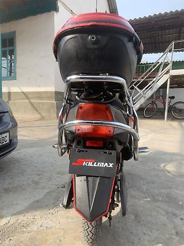 Скутеры: Скутер Skillmax, черный, с богатым комплектом освещения и туристским — 20