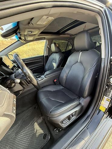 auto ru: Toyota Camry: 2021 г., 2.5 л, Автомат, Бензин, Седан — 6