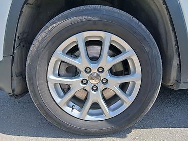 Jeep: Jeep Cherokee 4x4, bijela boja, registrovan u Srbiji (tablice BG) — 10