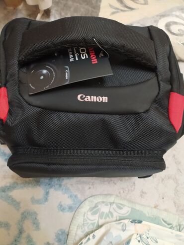 canon eos 550d kit 18 55mm: Фотопарат сумка 1800 сом новый