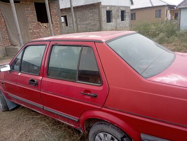 продаю пассат: Volkswagen Jetta: 1987 г., 1.8 л, Механика, Бензин, Седан