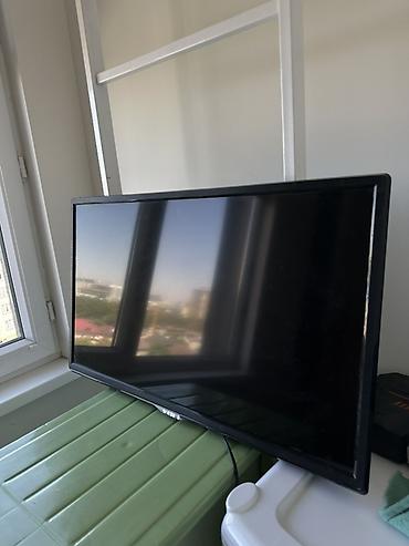 jack e4: Телевизор YASIN LED-32ESETS - Диагональ: 32" - Технология подсветки — 1