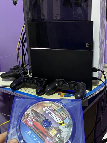 ps4 pultu: Ps4 1TB BARTER VAR✅ Əla vəziyyətdə yanında orginal pult birdə A class