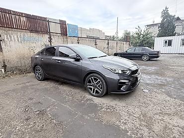 124 e500: Kia K3: 2019 г., Автомат, Бензин, Седан — 2