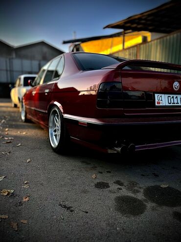 BMW: BMW 5 series: 1992 г., 3 л, Механика, Бензин, Седан — 2