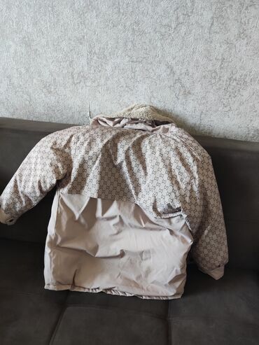 usaqlar ucun heyvan geyimleri: Kurtka, Qız, 12 - 14 yaş, Gucci
