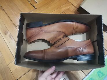 bele kozne patike muske: Shoes, size - 43