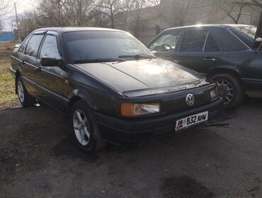 Volkswagen: Volkswagen Passat: 1991 г., 1.8 л, Механика, Газ, Седан