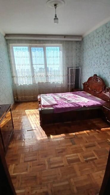 Uzunmüddətli kirayə mənzillər: Memar Əcəmi metrosu, 3-cü MKR, Alı Mustafayev küç, 5/ mərtəbənin,4-cü — 3