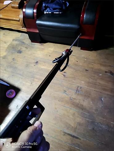 Луки и рогатки для охоты: Новое полуавтоматическое подводное гарпунное ружье для полуночников — 6