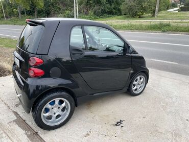 Smart: Smart Fortwo, crna boja. Kome treba auto za svaki dan ovo je na lalafo.rs — 3 Smart: Smart Fortwo, crna boja. Kome treba auto za svaki dan ovo je — 3
