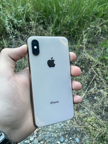 Digər mobil telefonlar: Salam Aleykum. Xs 64gb gold rəng. Telefon yaxşı vəziyyətdədir çızığı