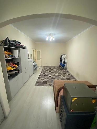 2023: 1 комната, 44 м², ул. Калык Акиева 106 серия улучшенная, 3 этаж, Косметический ремонт — 4