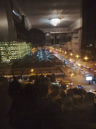 Uzunmüddətli kirayə mənzillər: Gənclik metrosuna 5 dəq məsafədə.Genclik mallin sirasinda . idman — 8