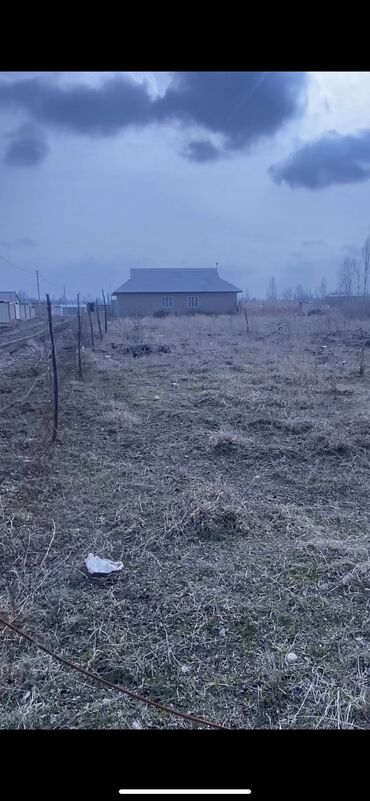 участок в центре: 5 соток, Для строительства, Красная книга