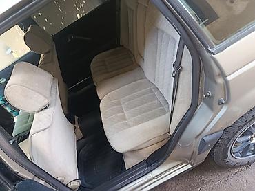 Транспорт: Volkswagen Passat Variant: 1990 г., 2 л, Механика, Бензин, Универсал — 4