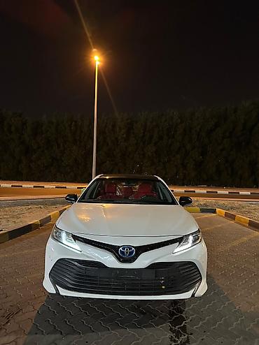 Toyota: Toyota Camry: 2020 г., 2.5 л, Автомат, Гибрид, Седан — 2