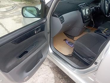 Транспорт: Toyota Ipsum: 2003 г., 2.4 л, Автомат, Бензин, Минивэн — 4