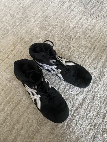 очки для плавания бишкек цена: Продаю борцовки asics
Цена 700 сом
Состояние б/у
Адрес кийизбаева33