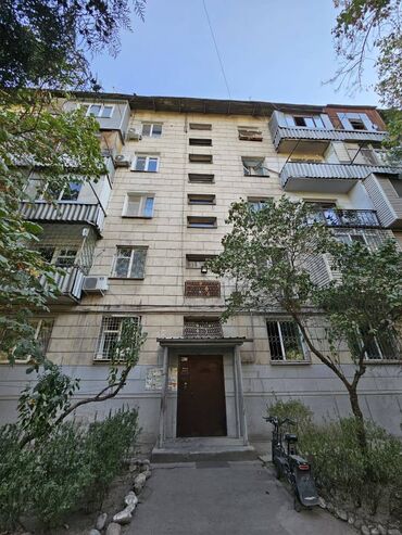 продаю дом по скрябина: 2 бөлмө, 49 кв. м, Жеке план, 5 кабат, Косметикалык ремонт