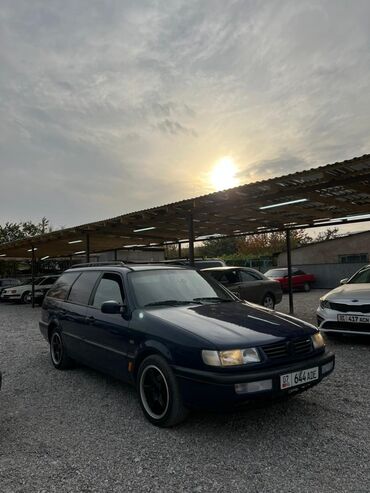 купить бокс на крышу автомобиля бу: Volkswagen Passat: 1996 г., 1.8 л, Механика, Бензин, Универсал