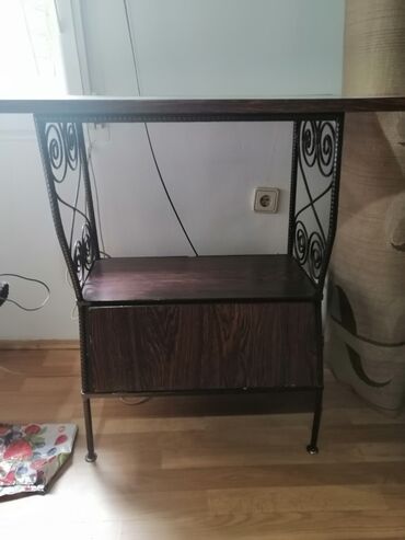 kolevka za bebe kupujemprodajem: TV stand, Used