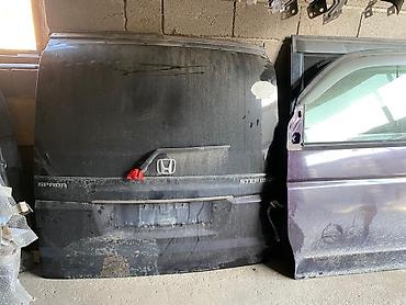 Двери и комплектующие: Продаю капот, двери на степ, стрим, эстима витс фит камри ниссан — 16