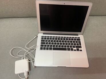 macbook air 2013: Ультрабук, Apple, 4 ГБ ОЗУ, Intel Core i5, 13.3 ", Б/у, Для несложных задач, память SSD