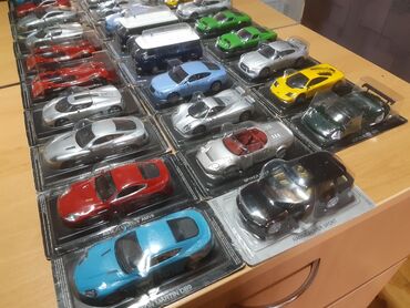 avtomobil modelləri: 1/43 scale