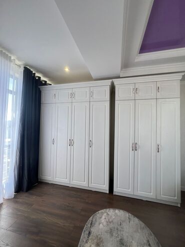 Посуточная аренда квартир: 4 комнаты, Душевая кабина, Постельное белье, Кондиционер — 24