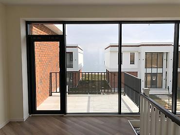 Продажа коттеджей и домов: Продается просторная двухэтажная вилла премиум-класса в новом — 10