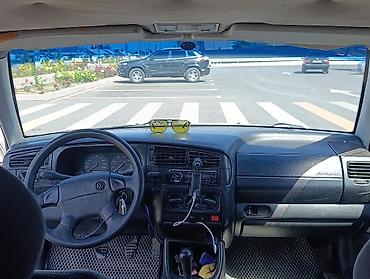 купить вакуум: Volkswagen Vento: 1994 г., Механика, Седан — 6