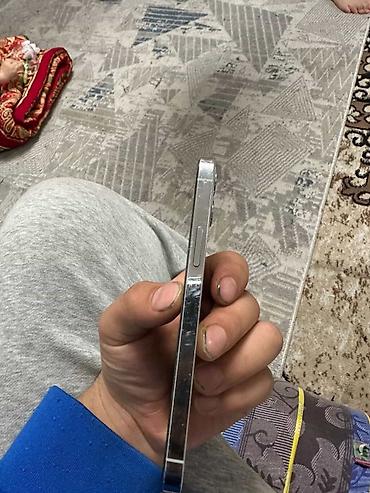 Apple iPhone: IPhone 12 Pro, Б/у, 256 ГБ, Графит, Чехол, 82 % — 6