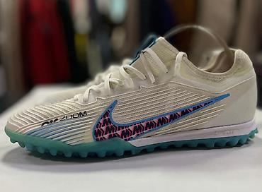 Бутсы: Футбольная обувь для зала и мини‑футбола (ассортимент моделей) — 19