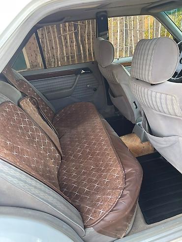 рул мерс 210: Mercedes-Benz E-Class: 1991 г., 2.3 л, Кол менен иштөөчү, Бензин, Седан — 8