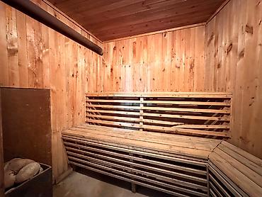 Долгосрочная аренда домов: 130 м², 4 комнаты — 15