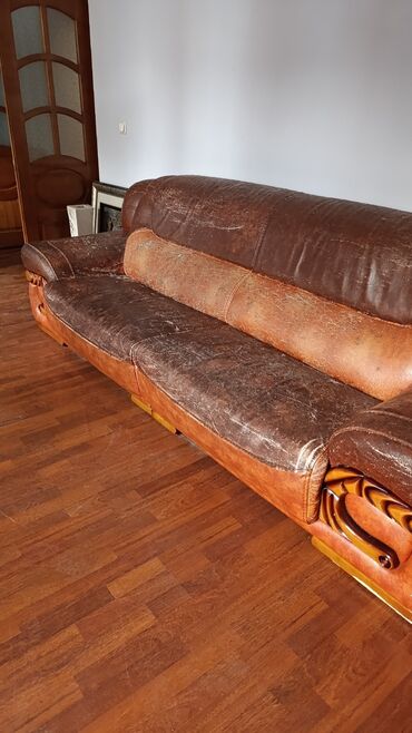 диван 3 в 1: Комплект офисной мебели, Диван, цвет - Оранжевый, Б/у